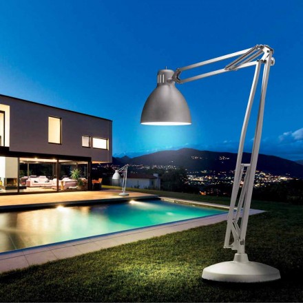 Leucos La lámpara de pie al aire libre Grande JJ en el diseño de aluminio Viadurini