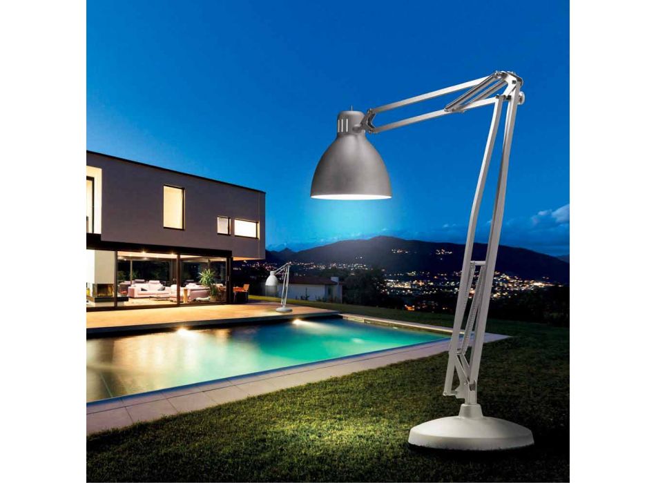 Leucos La lámpara de pie al aire libre Grande JJ en el diseño de aluminio Viadurini
