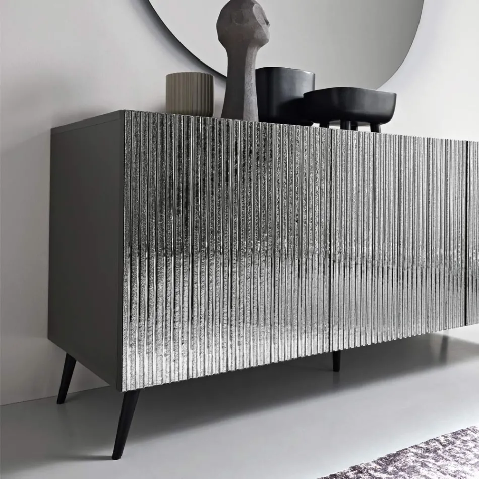 Aparador de tres puertas en cristal rayado y madera con acabado de melamina, fabricado en Italia - Ninfa Viadurini