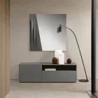 Aparador de pie Miral de melamina con diseño lineal. Fabricado en Italia. Viadurini