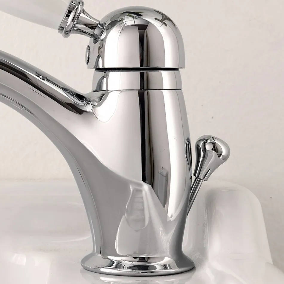 Mezclador de lavabo hecho a mano de latón con palanca estilo clásico - Noriana Viadurini