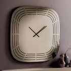Reloj de pared Cesira con cristal espejado y grabados láser, fabricado en Italia. Viadurini