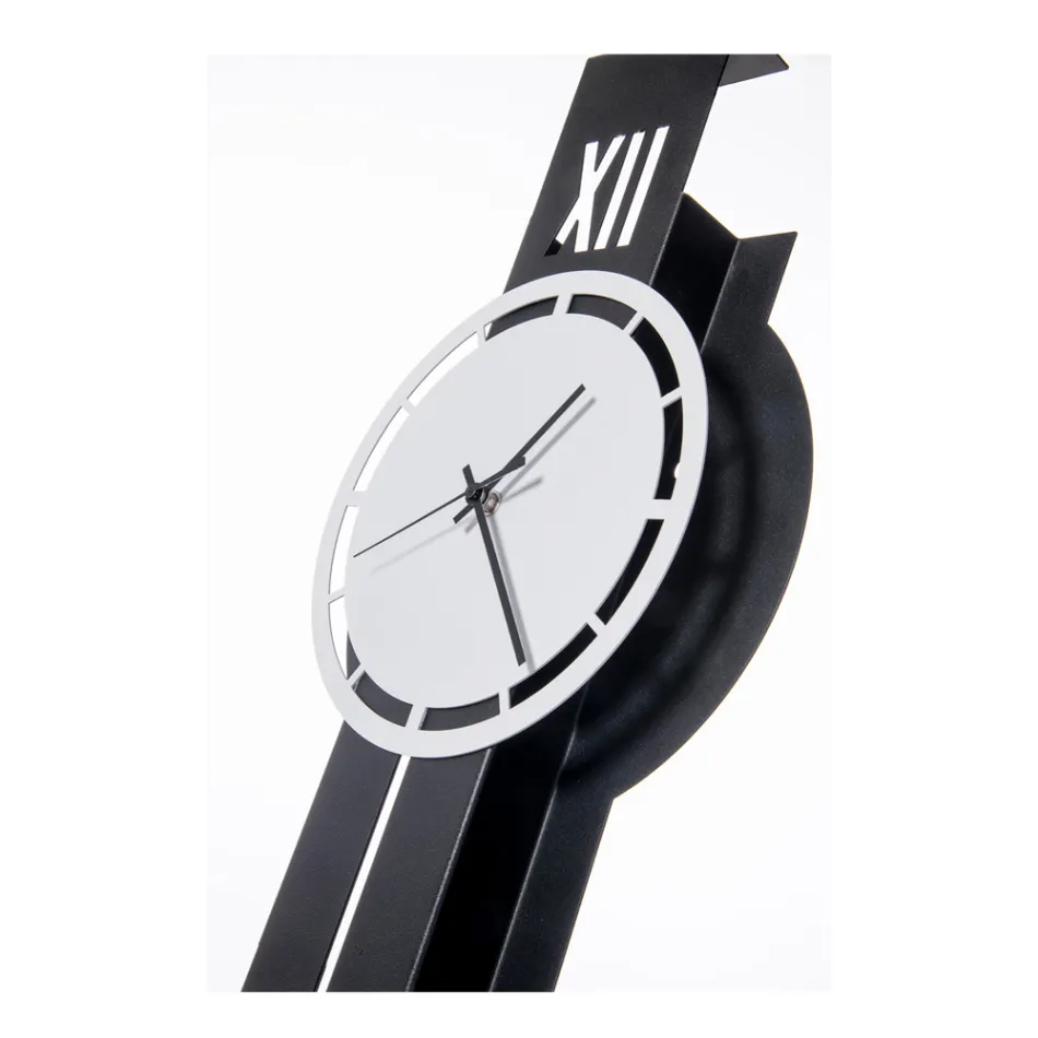 Reloj de pared de hierro con péndulo Made in Italy - Sonido Viadurini