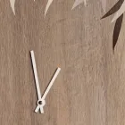 Reloj de pared redondo en madera de roble o pizarra con diseño grabado a láser - Kanno Viadurini