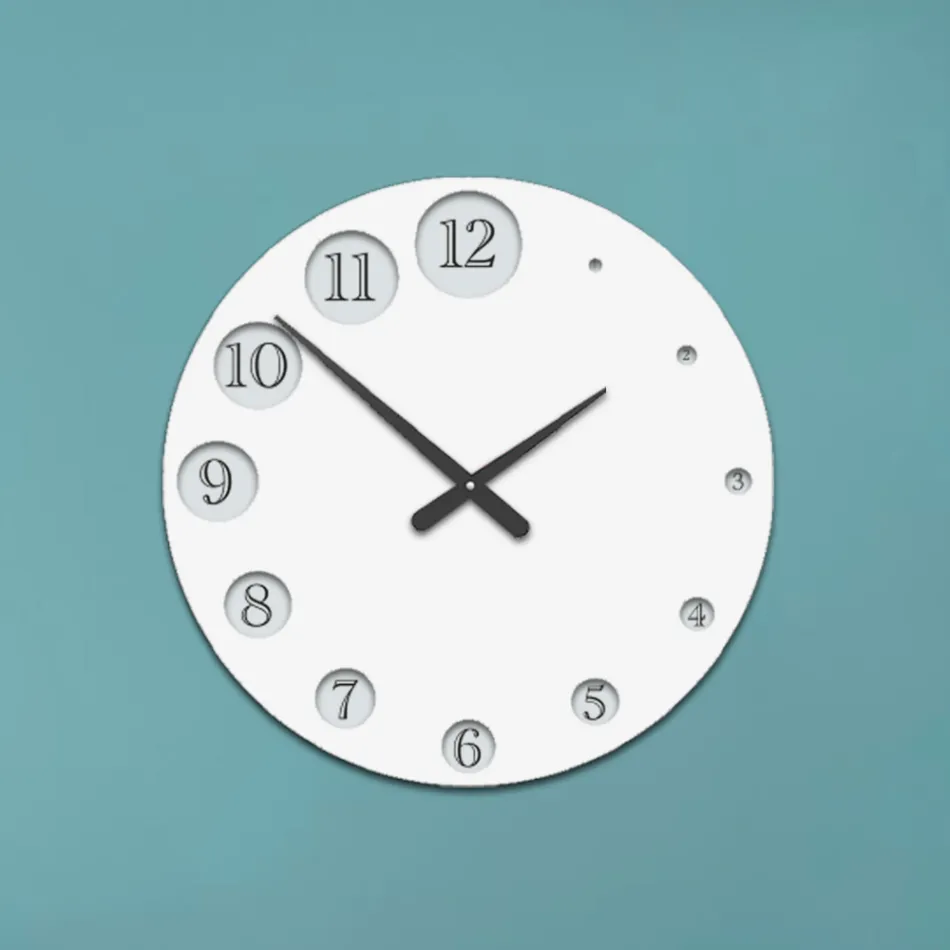 Reloj de madera con números que aumentan gradualmente Made in Italy - Kenia Viadurini