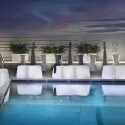 Banco de exterior ondulado en polietileno Made in Italy - Brenda Viadurini