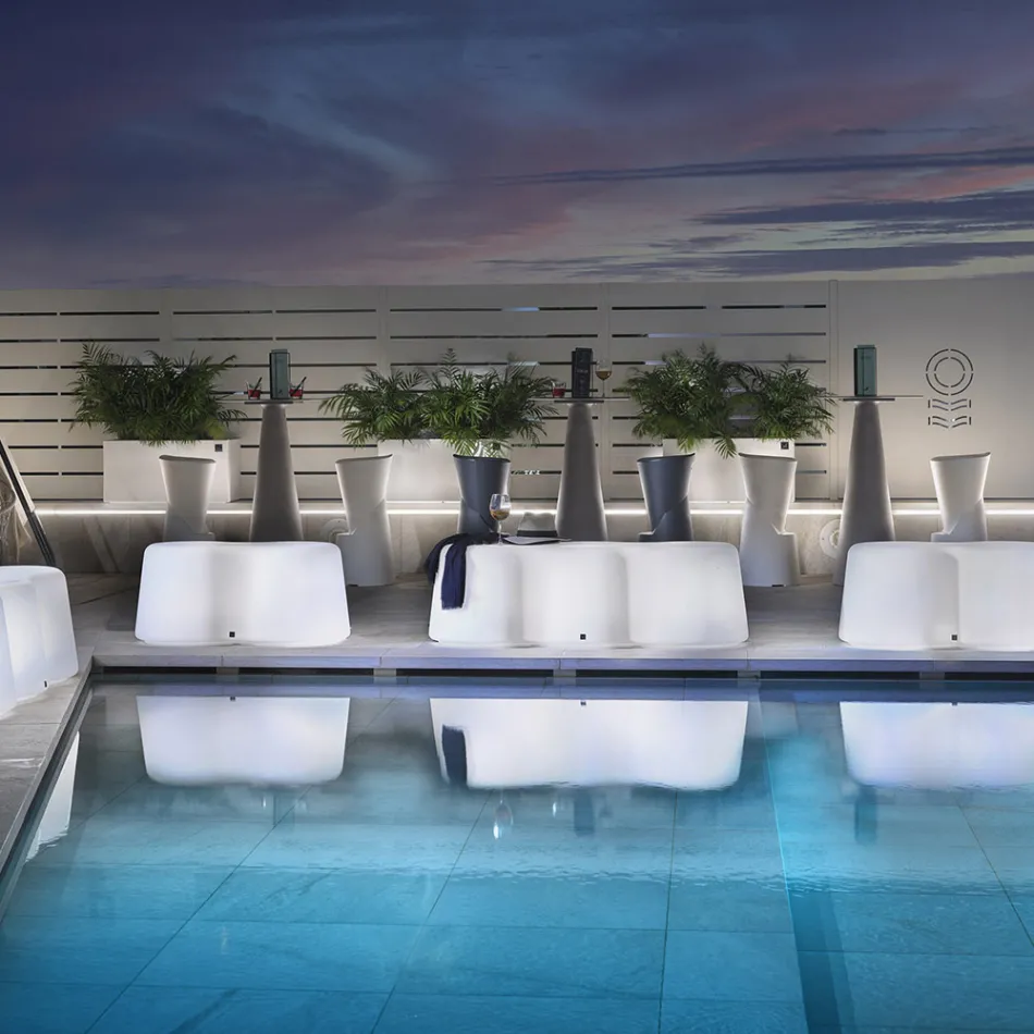 Banco de exterior ondulado en polietileno Made in Italy - Brenda Viadurini