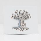 Panel blanco grabado con láser con árbol y familia Made in Italy - Helga Viadurini