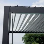 Pérgola de aluminio con techo regulable mediante manivela - Eolo Viadurini
