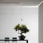 Lámpara de Pie Wire en Aluminio Negro y Diseño Minimal de Cono Pequeño - Mercado Viadurini
