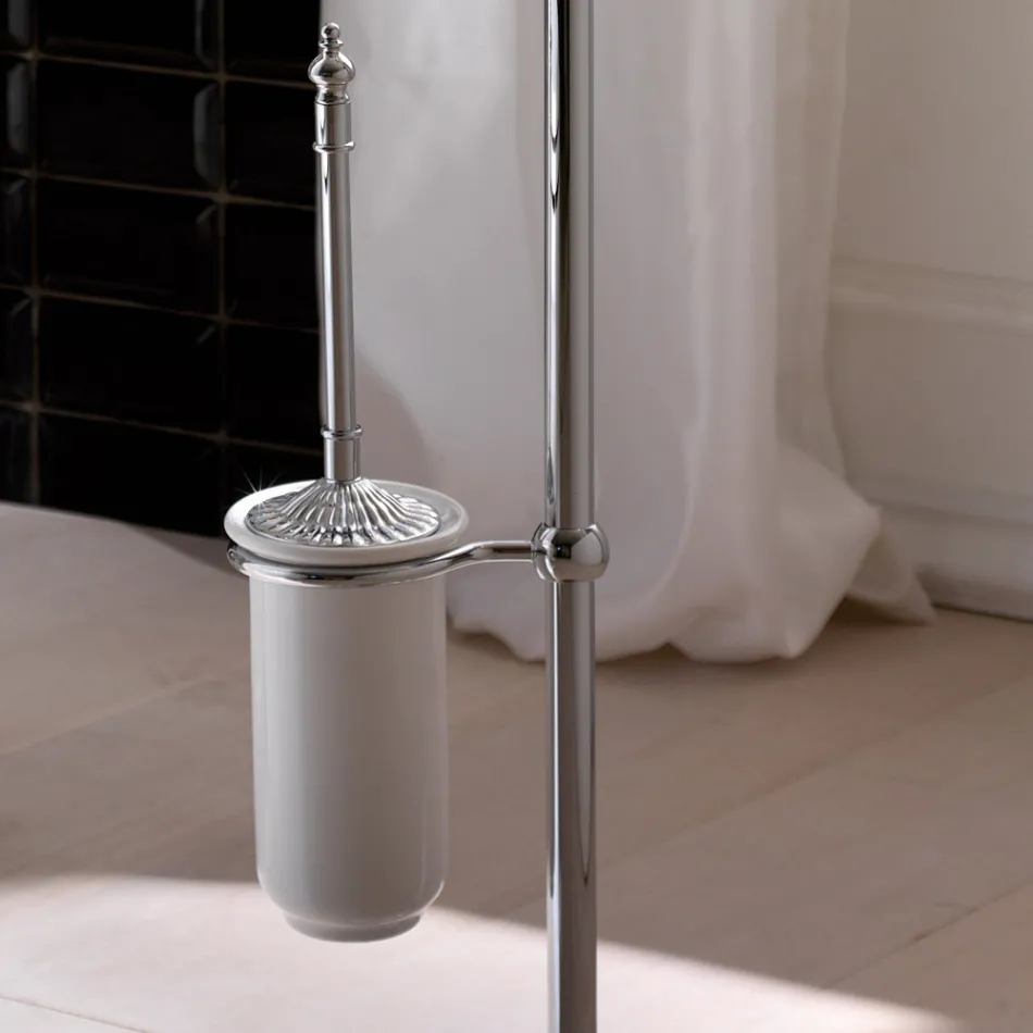 Lámpara de pie Terra vintage con portarrollos y escobillero de latón y cerámica - Caen Viadurini