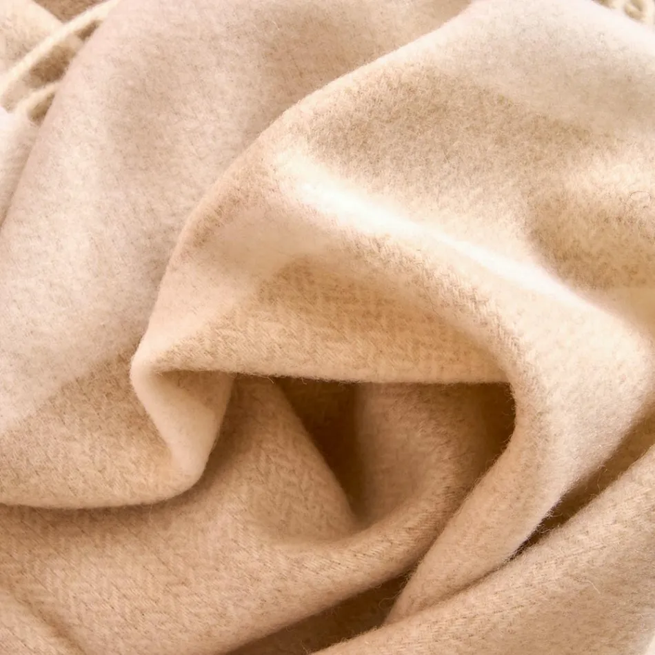 Manta de mezcla de lana ultra suave y esponjosa fabricada en Italia - Caldoso Viadurini