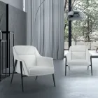 Sillón con estructura de acero negro y asiento de ecopiel Made in Italy - Modena Viadurini