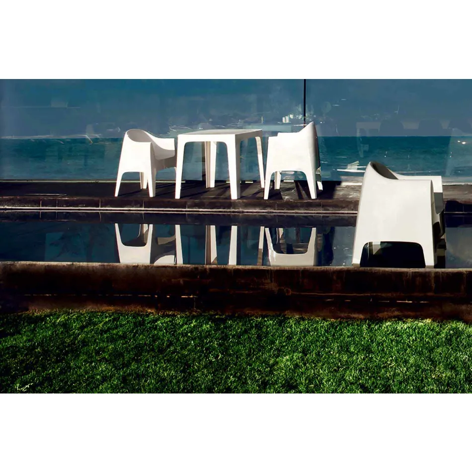 Sillón de diseño Solid by Vondom en polipropileno. Viadurini