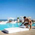 Flotante de lujo sillón Trona diseño blanco, fabricado en Italia Viadurini