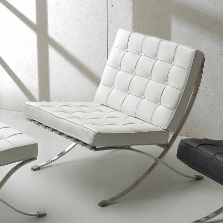Sillón Morella en ecopiel con botones y estructura cromada Viadurini