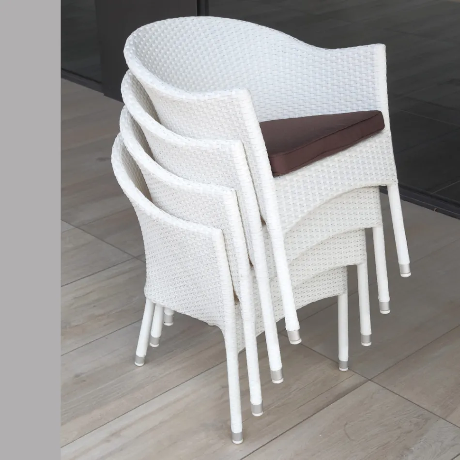 Silla apilable de aluminio revestida de mimbre blanco - Bruma Viadurini