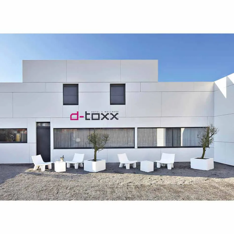 Chaise longue de diseño deslizante de color Low Lita hecha en Italia Viadurini