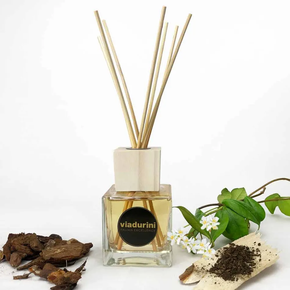 Fragancia ambiental Oud Wood 200 ml con varillas - Ventodisardegna Viadurini