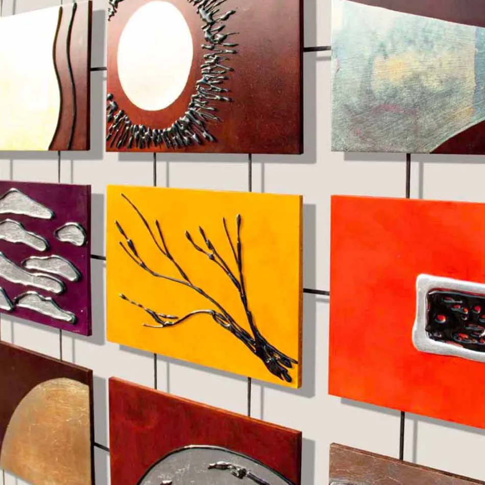 moderno panel, con paneles en relieve suspendido sobre cuerdas Wise Viadurini