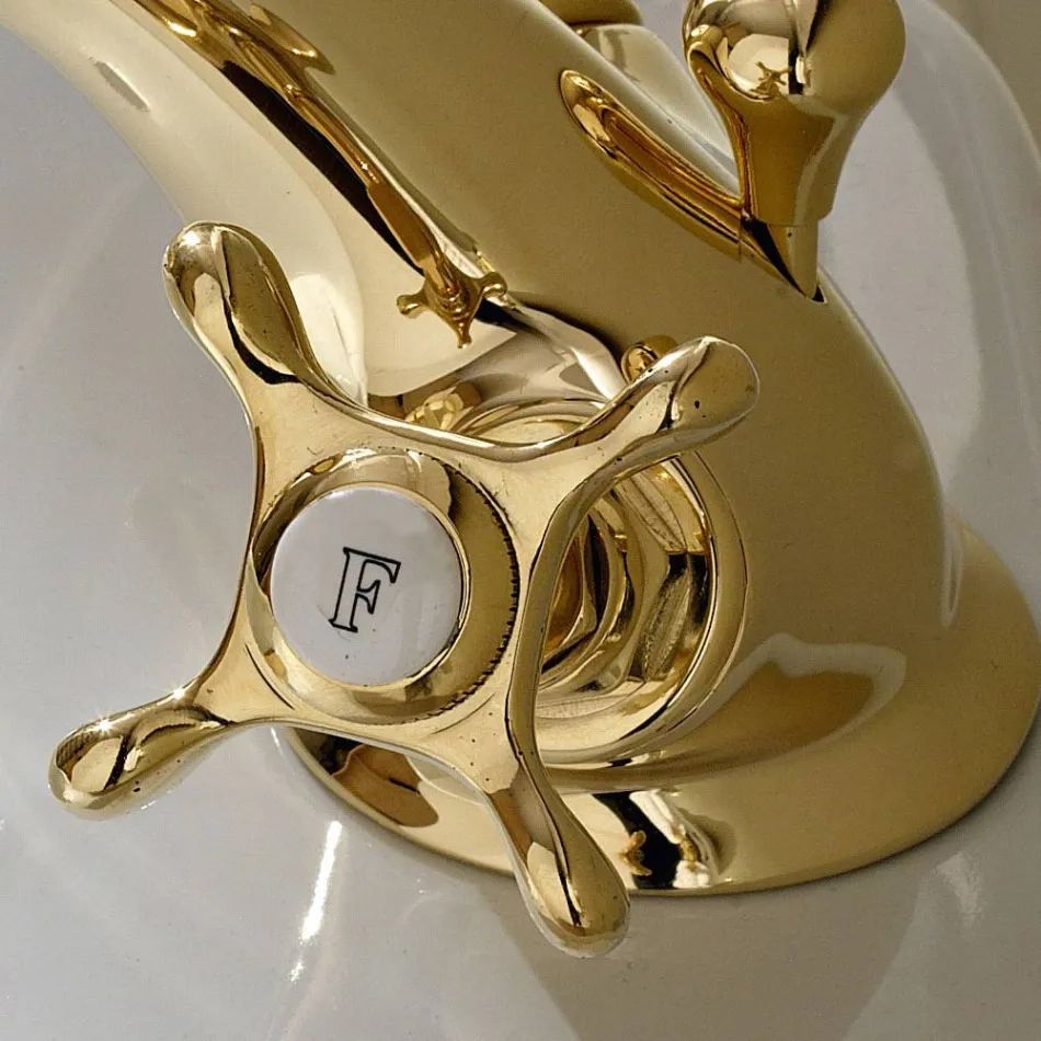 Grifo para bidé de un orificio de latón con tiradores clásicos de mariposa - Fioretta Viadurini