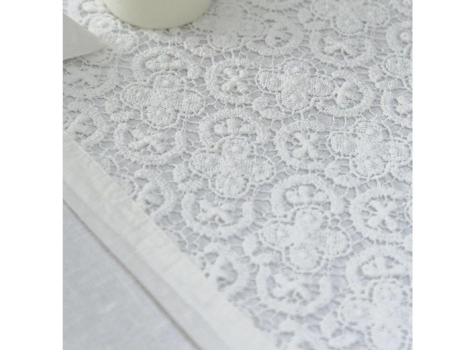 Camino de mesa blanco con bordado de encaje de ganchillo y borde de mezcla de algodón - Giangi Viadurini