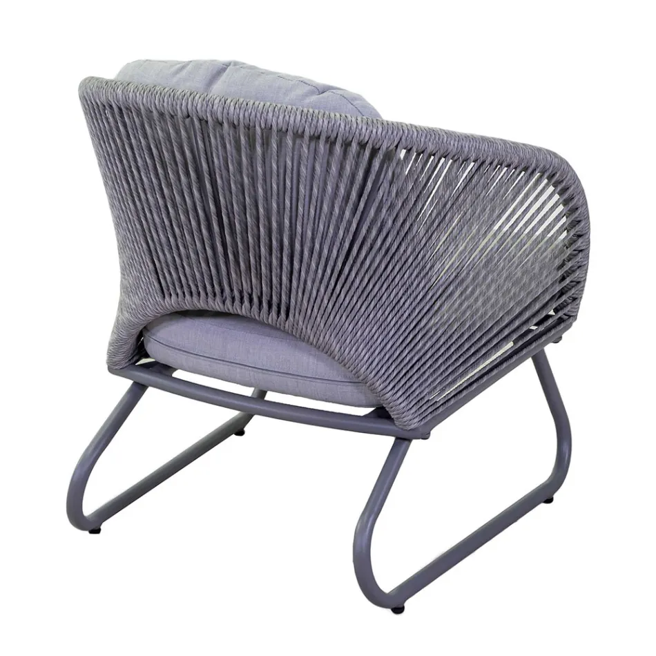 Salón compuesto por 2 sillones con mesa de centro - Maleta Viadurini