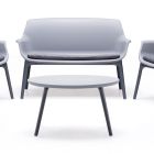 Salón con 1 sofá, 2 sillones y 1 mesa de centro en polipropileno - Máquina Viadurini