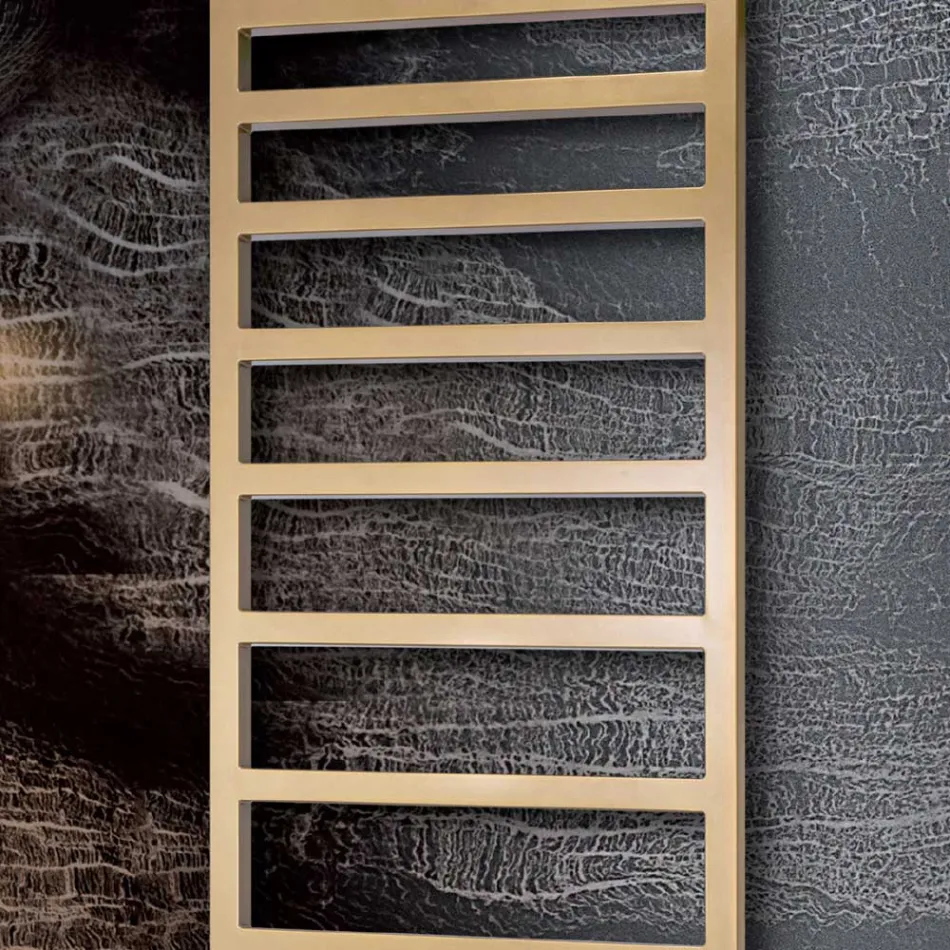 Calientatoallas Hidráulico de Líneas Simples en Acero Made in Italy - Pistacho Viadurini