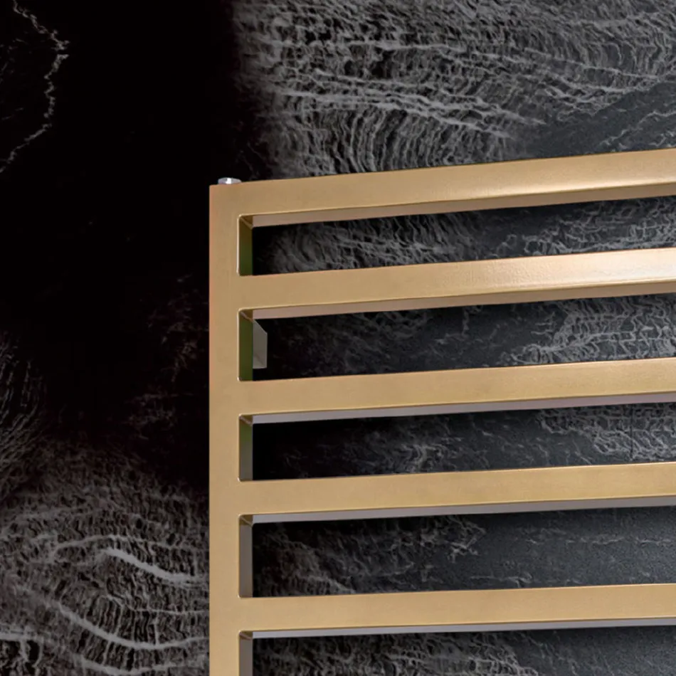 Calientatoallas Hidráulico de Líneas Simples en Acero Made in Italy - Pistacho Viadurini