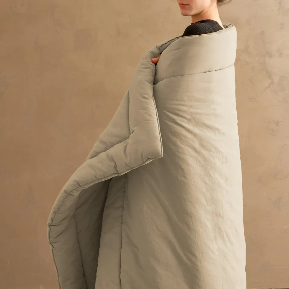 Calentador de cama doble de 350 gr/m2 en puro algodón teñido en prenda - Delicacy Viadurini