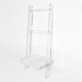 Toallero Jamira con estante de plexiglás blanco. Fabricado en Italia.