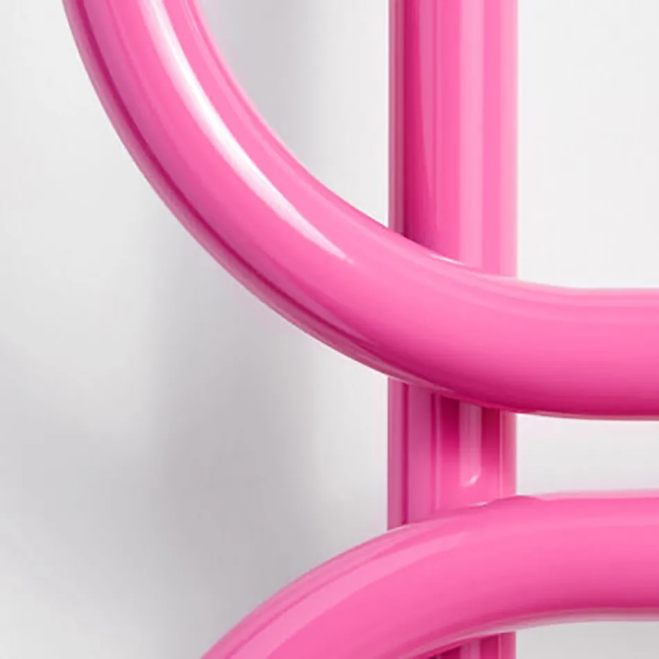 Calentador de toallas eléctrico tipo escalera redondo de acero coloreado fabricado en Italia - Cadena Viadurini