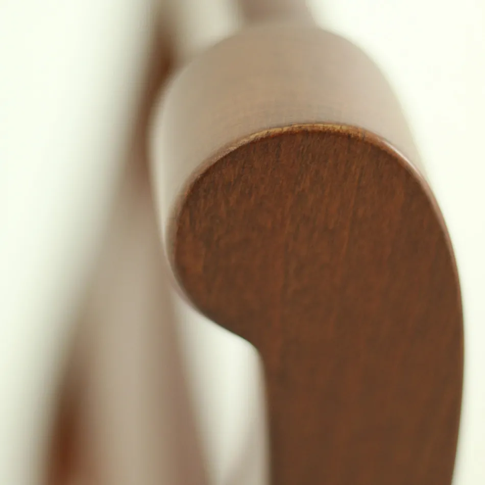 Silla clásica de madera con asiento de tela, diseño fabricado en Italia - Baptiste Viadurini