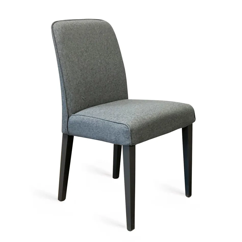 Silla con patas de madera y asiento de tela antimanchas - Kandinsky Viadurini