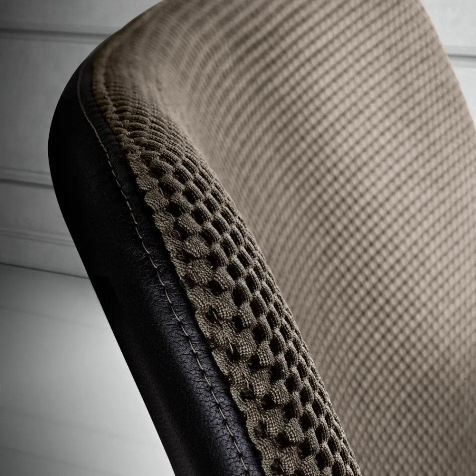 Silla con reposapiés en tela Vulcano y patas de metal Made in Italy - Amane Viadurini