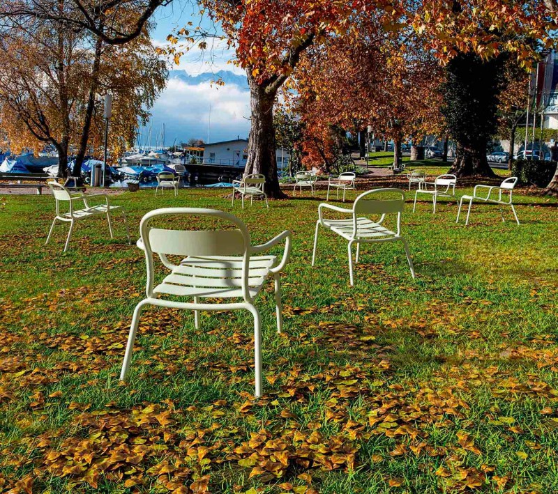 2 Sillas Apilable de Alluminio para Exteriores Hecho en Italia