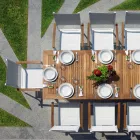 Silla de jardín apilable de aluminio blanco con reposabrazos - Lyonel Viadurini