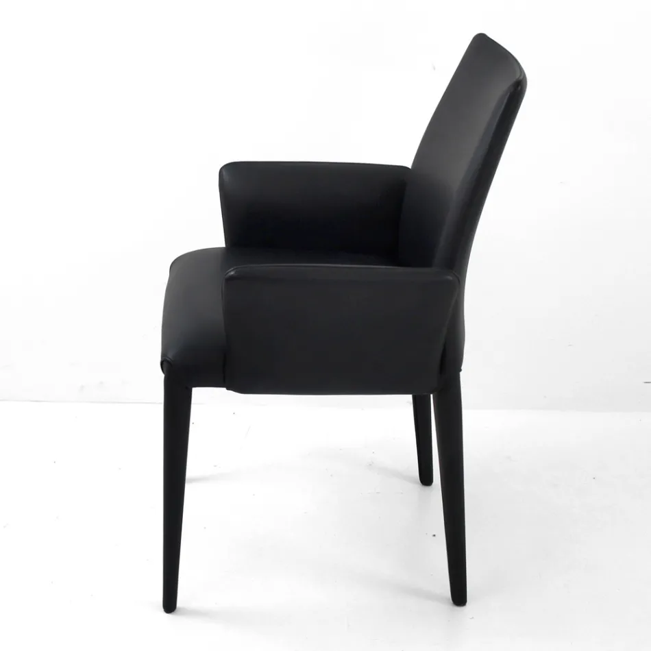 Silla de comedor con reposabrazos tapizada en cuero negro Made in Italy - Meyer Viadurini