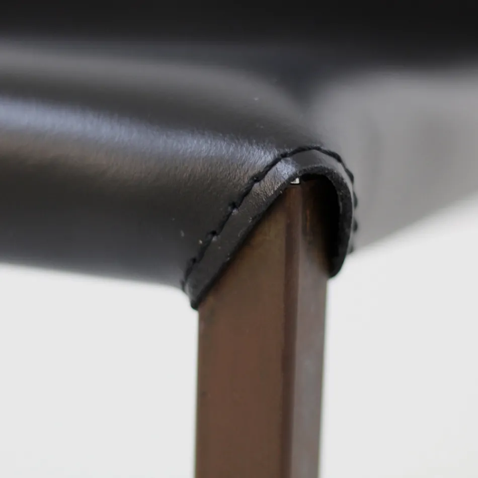 Silla de Comedor con Estructura Corten y Asiento de Cuero Made in Italy - Orietta Viadurini