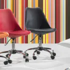 Silla de oficina con elevador de gas en polipropileno coloreado y metal - Loredana Viadurini