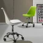 Silla de oficina con elevador de gas en polipropileno coloreado y metal - Loredana Viadurini