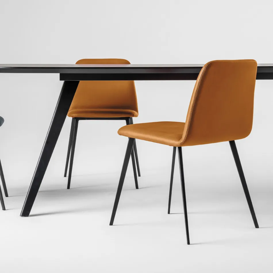 Silla de cuero de lujo con patas de metal Made in Italy, 2 piezas - Molde Viadurini