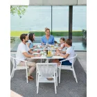 Silla apilable para exteriores con reposabrazos acolchados Al. 73 cm - Smart by Varaschin Viadurini