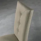 Silla de madera y asiento de cuero ecológico con botones de diseño italiano - Mircea Viadurini