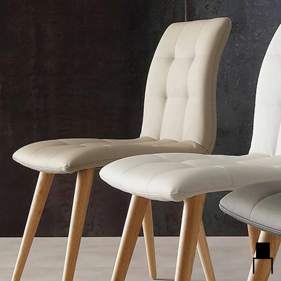 Silla de madera maciza tapizada en ecopiel violeta Viadurini