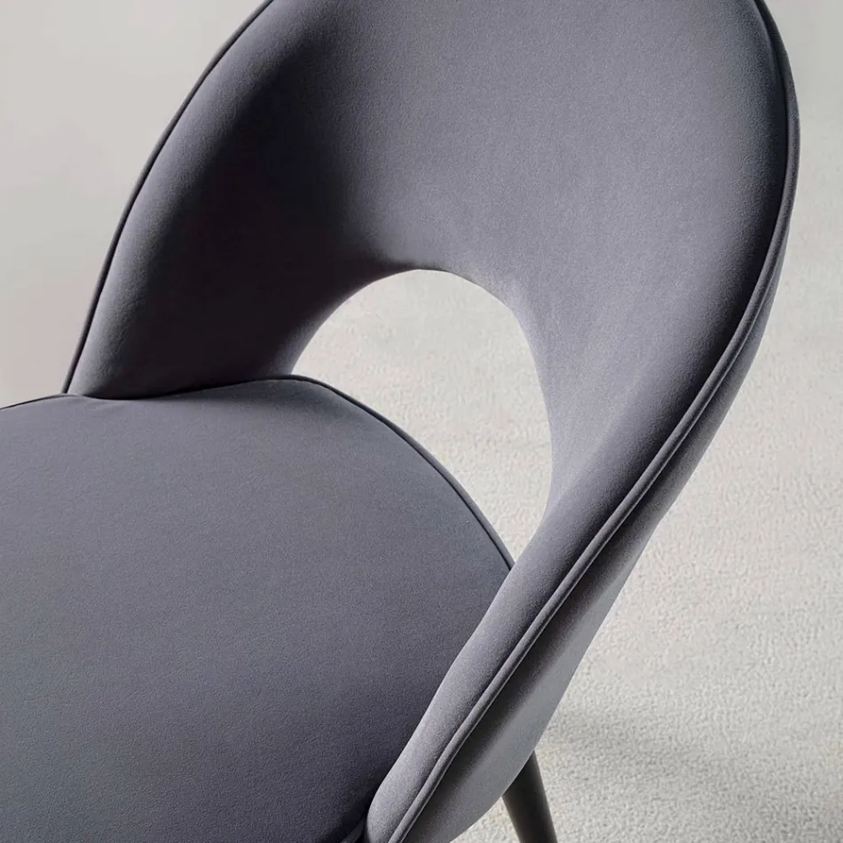 Silla de terciopelo con patas de metal negro y latón satinado, 4 piezas - Sibea Viadurini