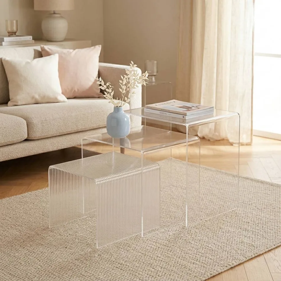 Juego de tres mesas nido de plexiglás fabricadas en Italia - Leandro Viadurini