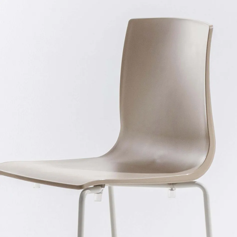 Taburete alto apilable de polipropileno con base de metal, 2 piezas - Kiara Viadurini