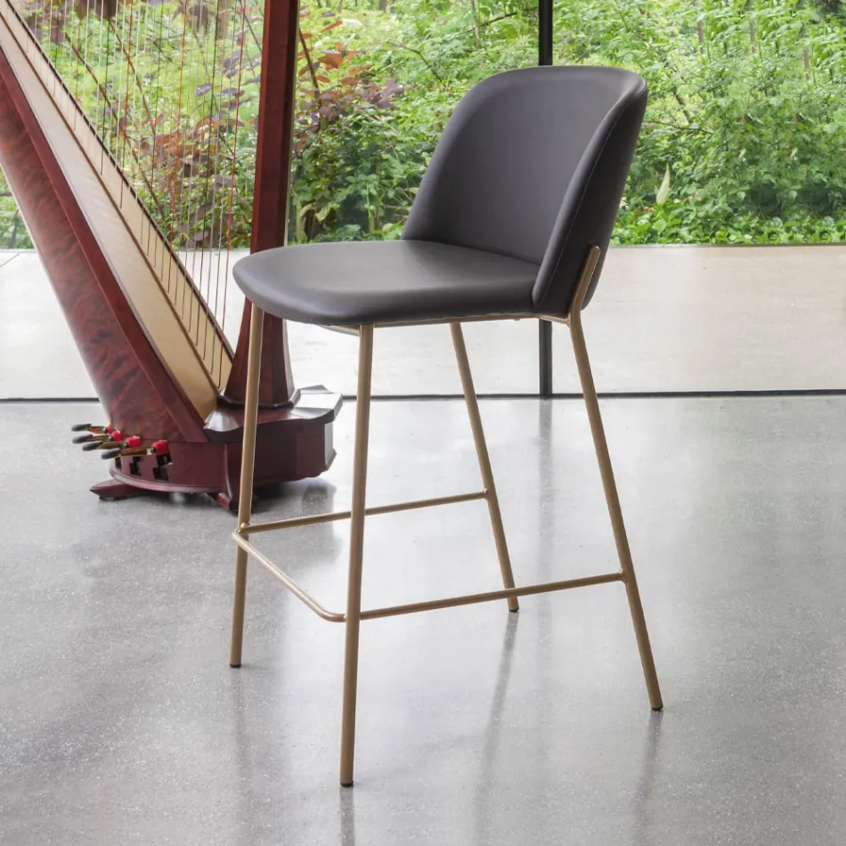 Taburete con base de metal y asiento de piel sintética Made in Italy - Ivy Viadurini